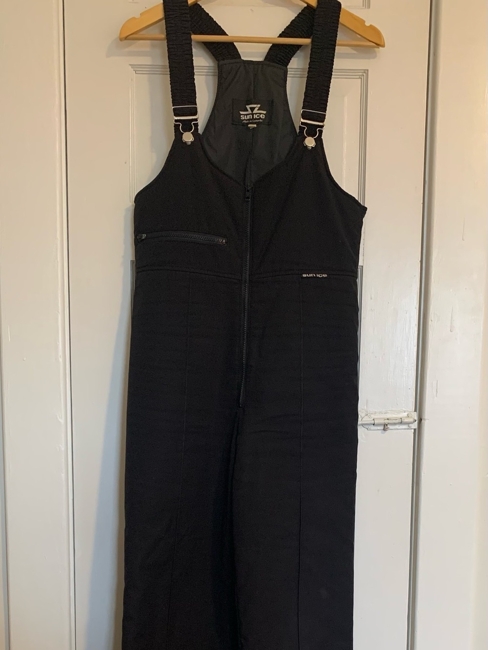 Sunice Retro 80’s/90’s Women's Black Insulated Bib Snow Pants size 30